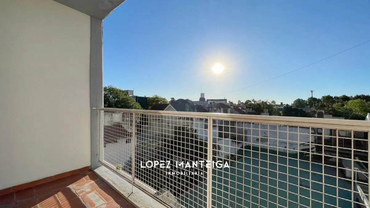 Departamento 2 Ambientes Alquiler con Balcón en Villa Devoto 2