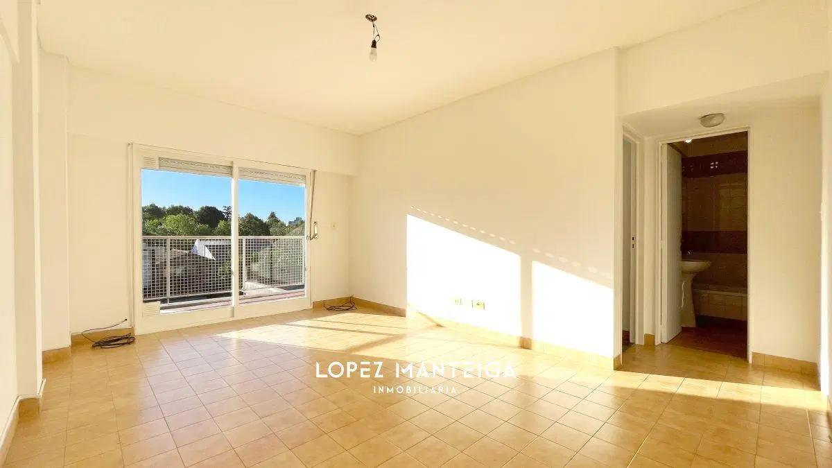Departamento 2 Ambientes Alquiler con Balcón en Villa Devoto 1
