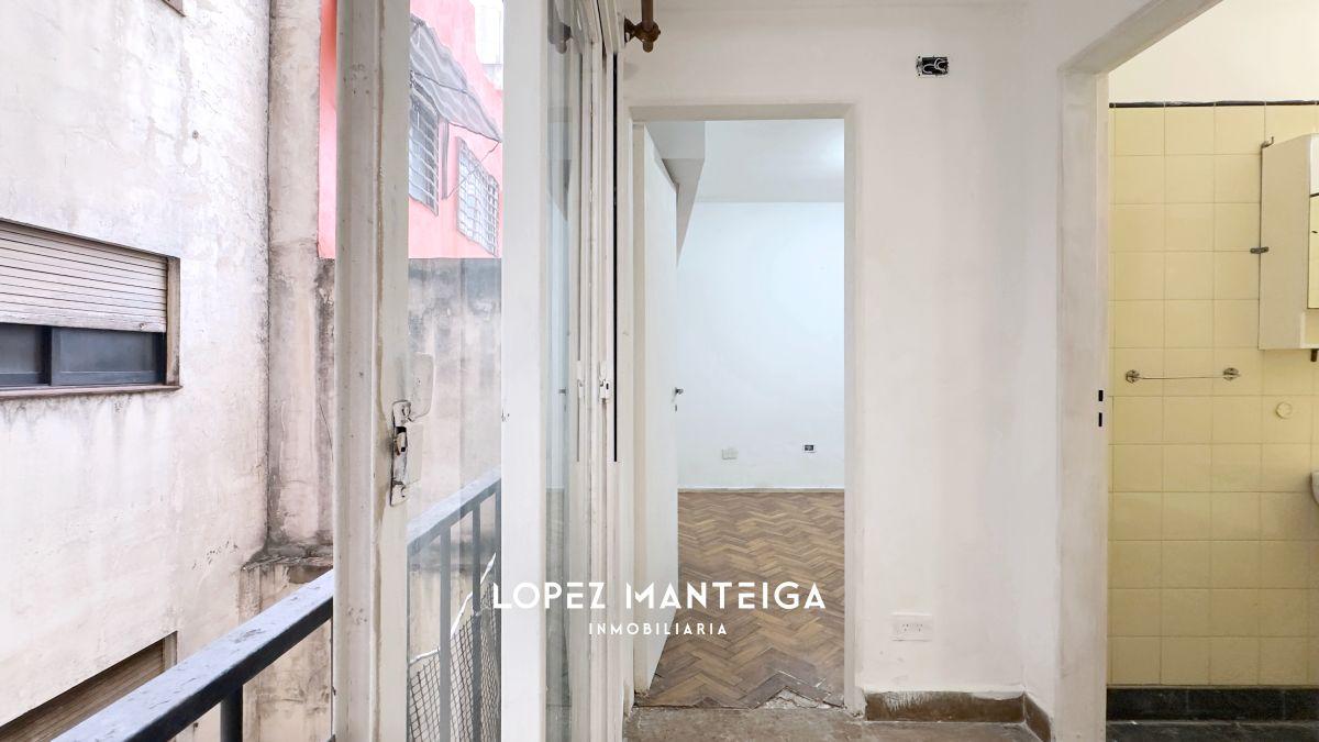 Foto de Departamento 2 Ambientes Venta en Floresta, imagen 3