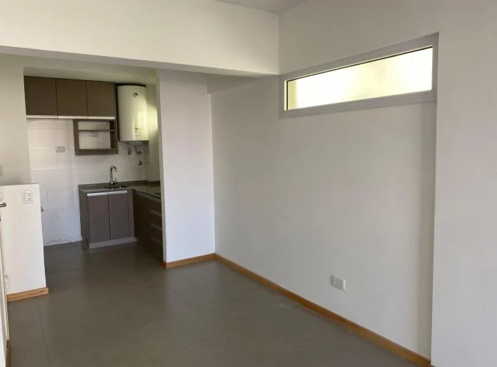 2 ambientes luminosos, con vista y balcón en edificio con amenities 5