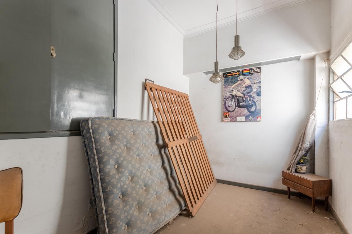 Venta PH de Cinco Ambientes, Patio y Terraza - Villa del Parque 2