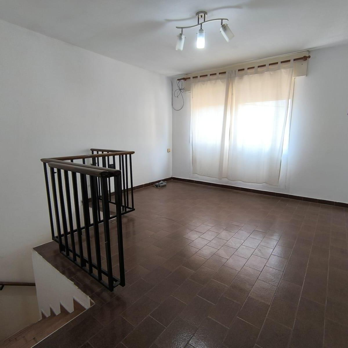 Departamento en Alberdi 3