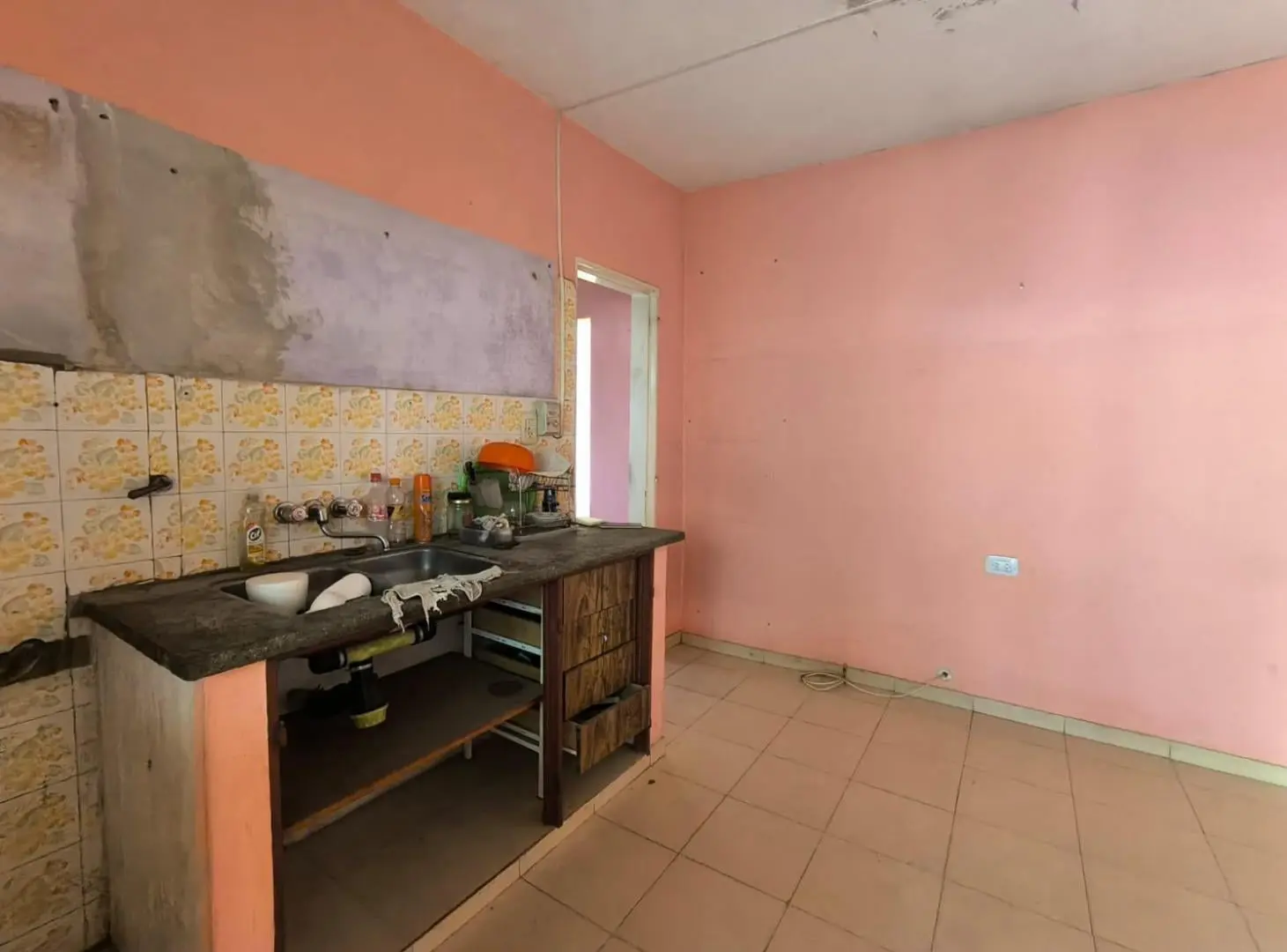 VENTA CASA DOS DORMITORIOS NUEVA ITALIA 5