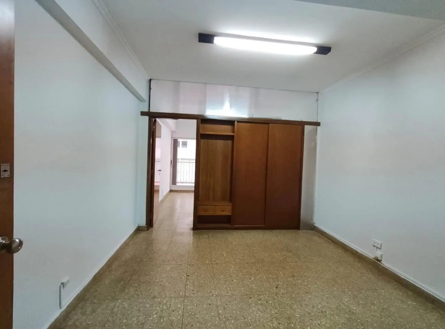 Oficina Comercial en venta o alquiler en Centro 4