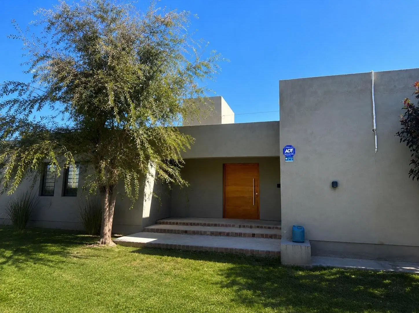 TERUEL 684 | Exclusiva Residencia Moderna en Villa Allende Golf 4