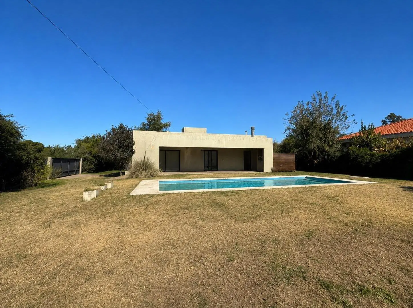 TERUEL 684 | Exclusiva Residencia Moderna en Villa Allende Golf 5