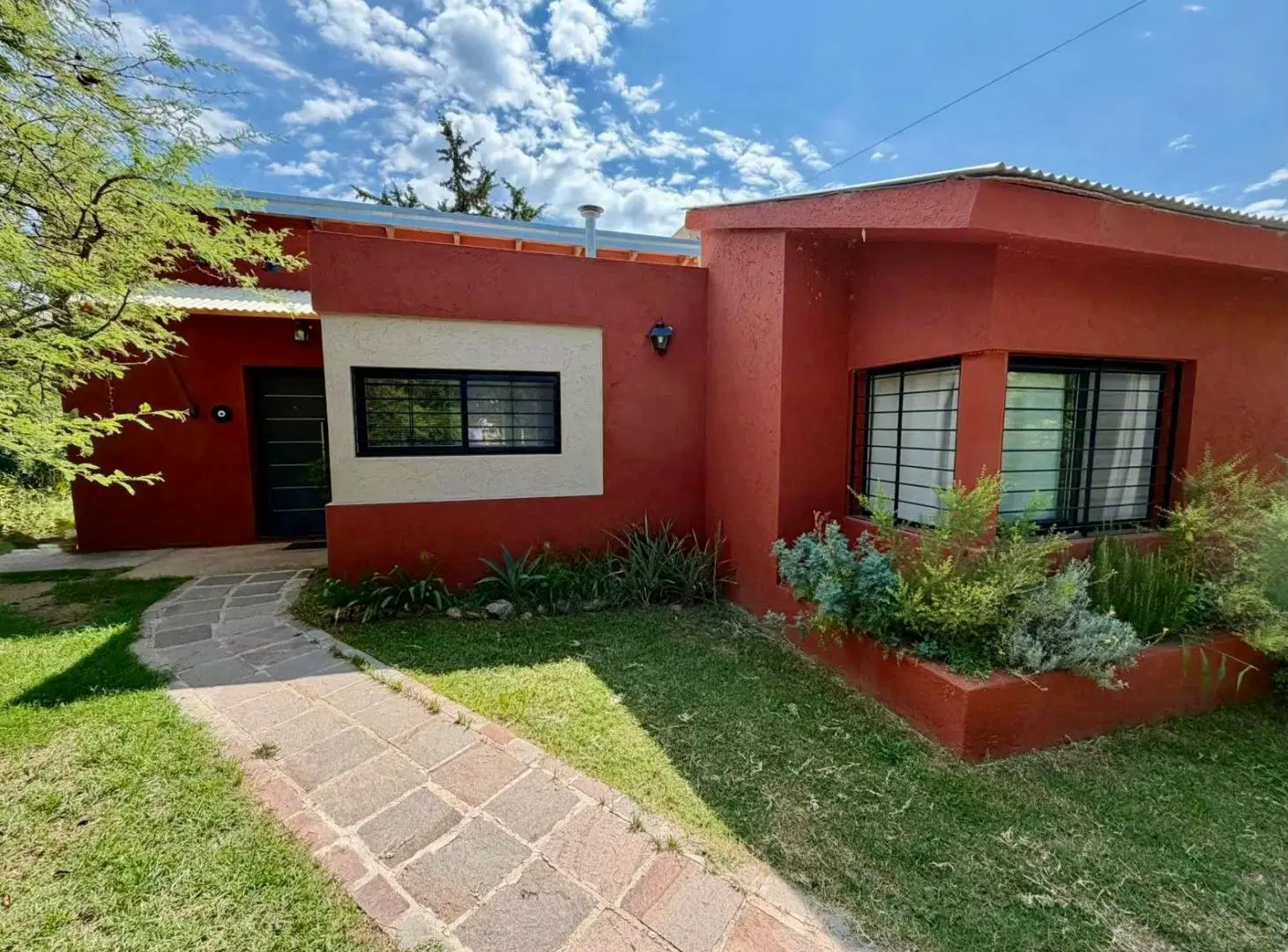 Casa de 2 dormitorios en Unquillo 4