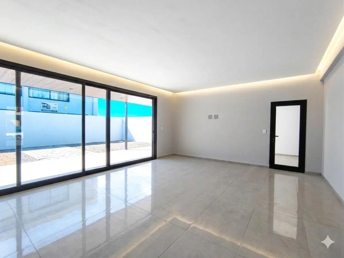 Casa en venta 3 dormitorios Solares 2