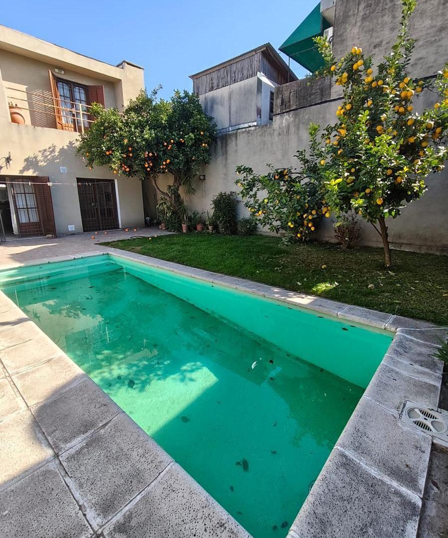 Foto de Casa en venta 4 dormitorios en General Paz, imagen 3