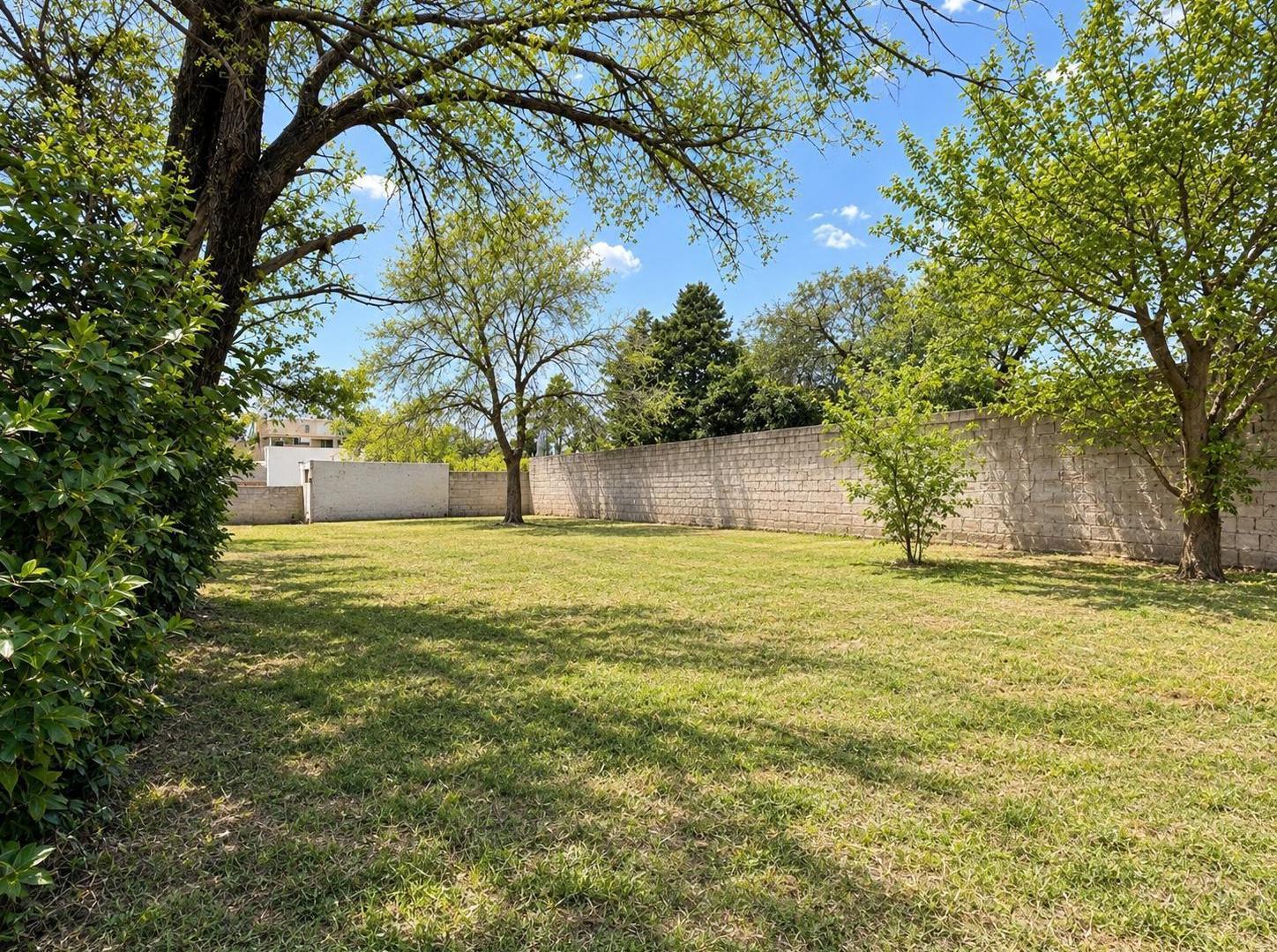 Foto de Terreno en Venta de 687 m² | Argüello, imagen 1