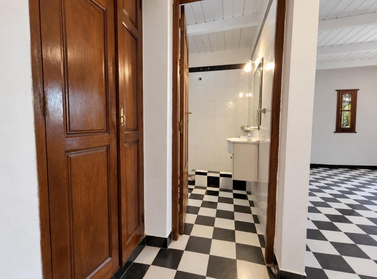 Foto de VENTA CASA EN CENTRO LA CALERA - 2 UNIDADES A MTS DE AV. VELEZ SARSFIELD, imagen 5