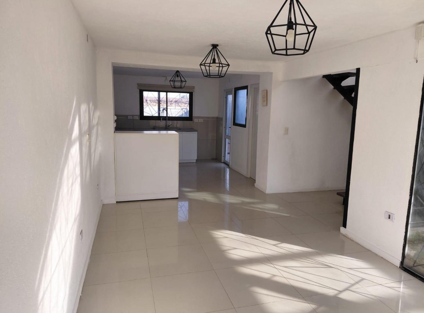 Foto de Duplex de 2 Dormitorios en barrio norte 2, imagen 2