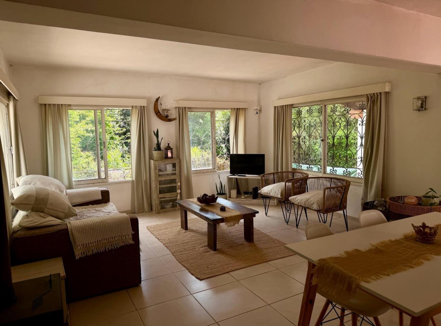 Foto de Casa en Venta en Río Ceballos | 5 Dormitorios, Estilo Colonial, 670 m², imagen 2