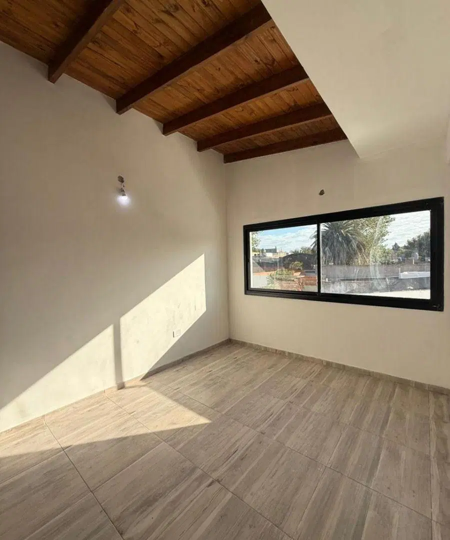 Alquiler Excelente Triplex 4amb A Estrenar,patio ,cochera 3