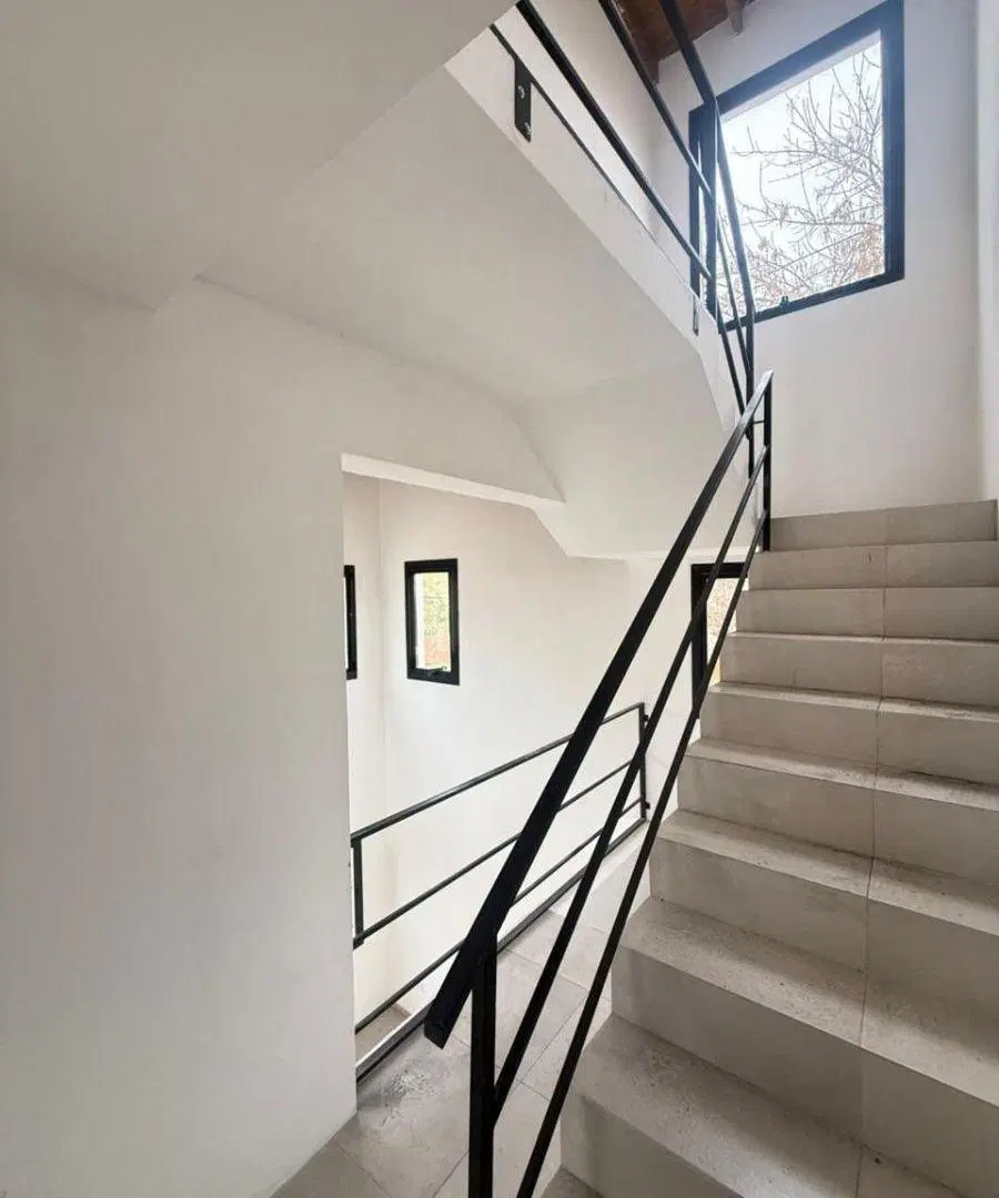 Alquiler Excelente Triplex 4amb A Estrenar,patio ,cochera 4
