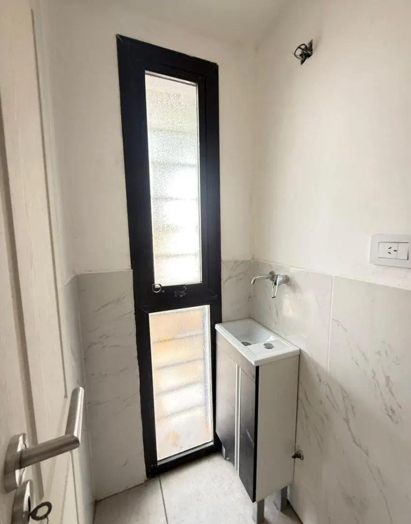 Alquiler Excelente Triplex 4amb A Estrenar,patio ,cochera 8