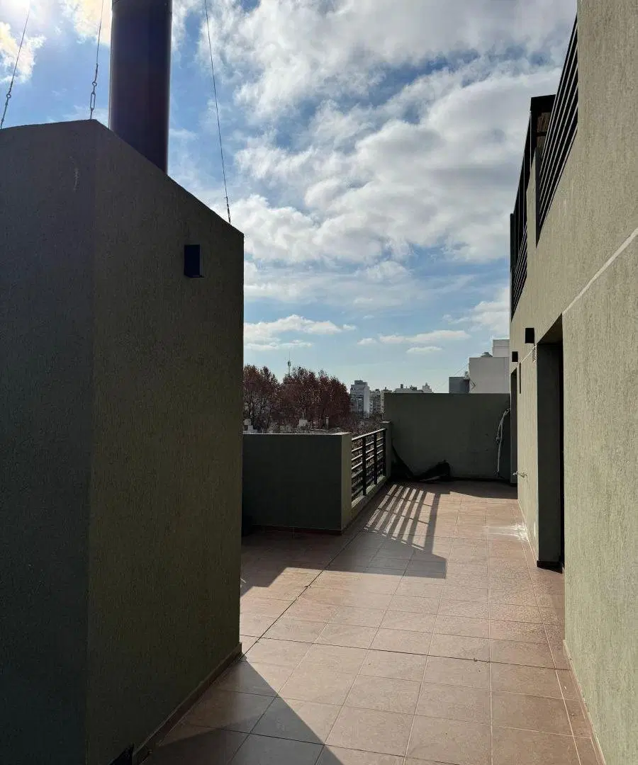 Alquiler excelente departamento 2amb,vestidor gran balcon aterrazado con parrilla 2