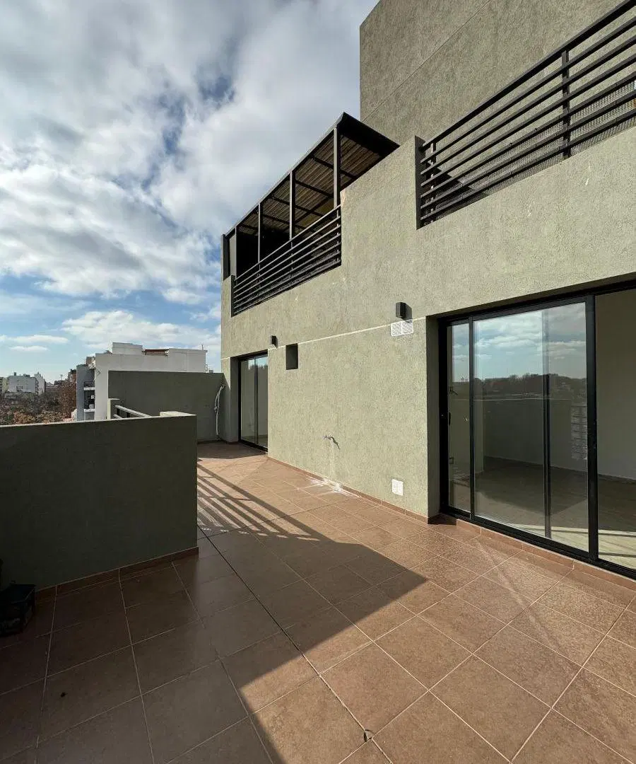 Alquiler excelente departamento 2amb,vestidor gran balcon aterrazado con parrilla 5