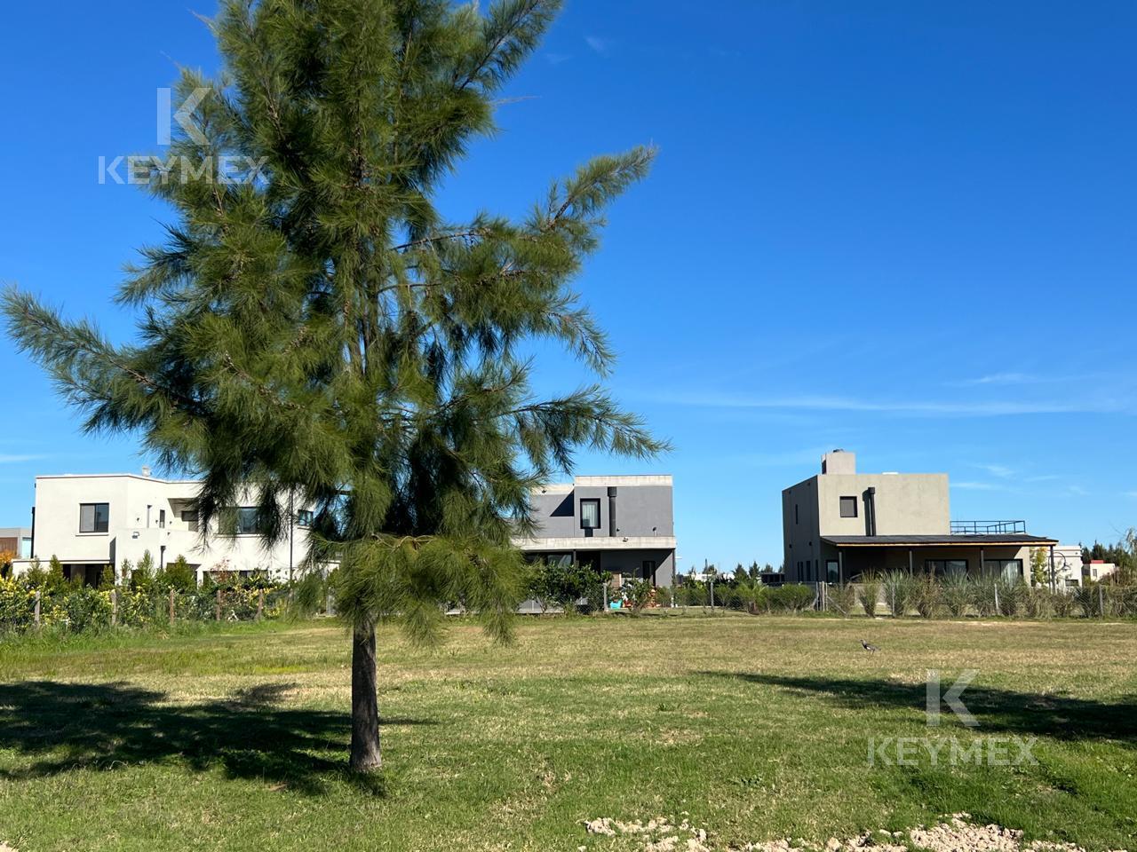 Lote en venta Barrio Naudir Escobar