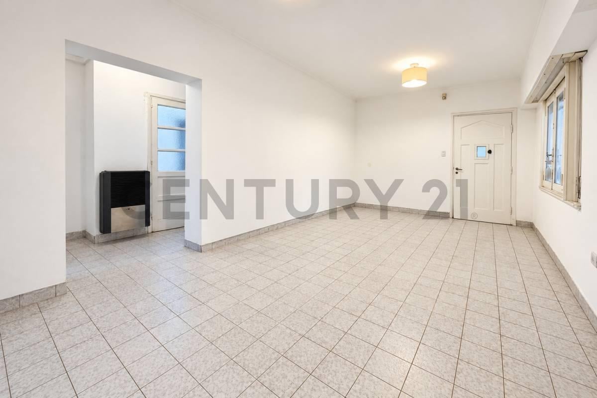 Foto de Venta de PH de 3 ambientes con cochera y patio, San José, Mar del Plata., imagen 3