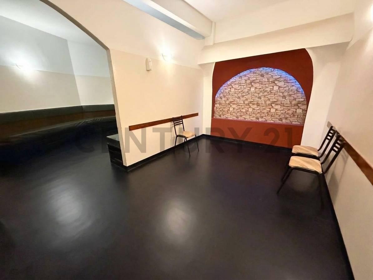 Foto de Venta en block sobre lote propio local comercial y departamento de 3, imagen 4