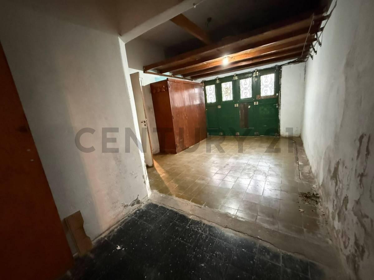 Foto de VENTA CASA A RECICLAR SOBRE LOTE PROPIO - MAR DEL PLATA, imagen 4