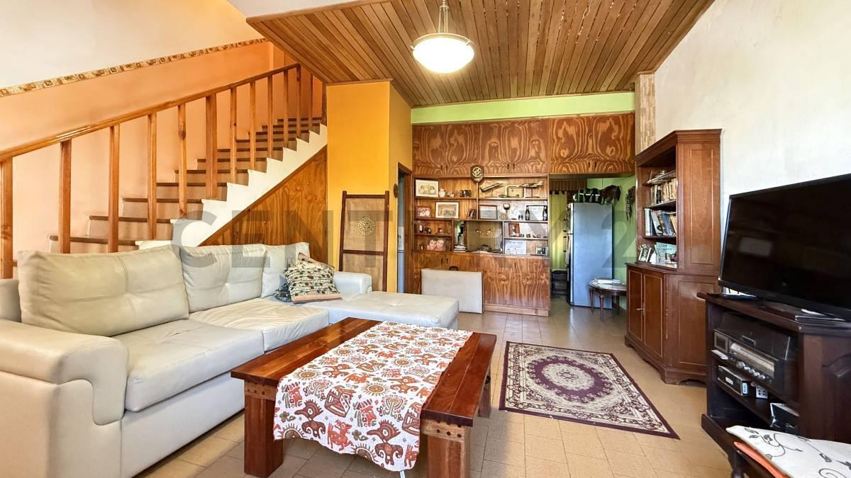 Foto de Venta de Duplex 5 ambientes a una cuadra del Mar, Faro, Mar del Plata., imagen 2