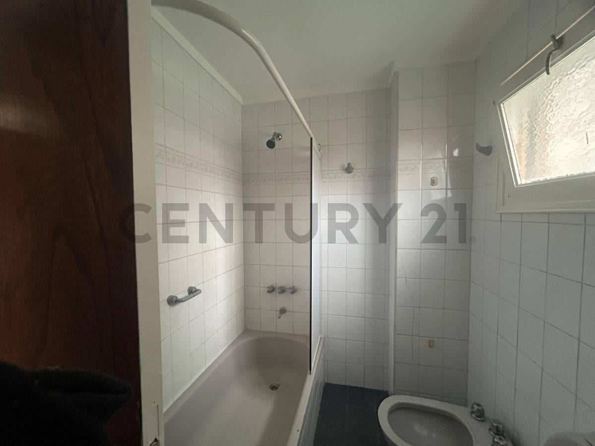 Foto de Venta de departamento cinco ambientes, frente al mar, Miramar., imagen 5