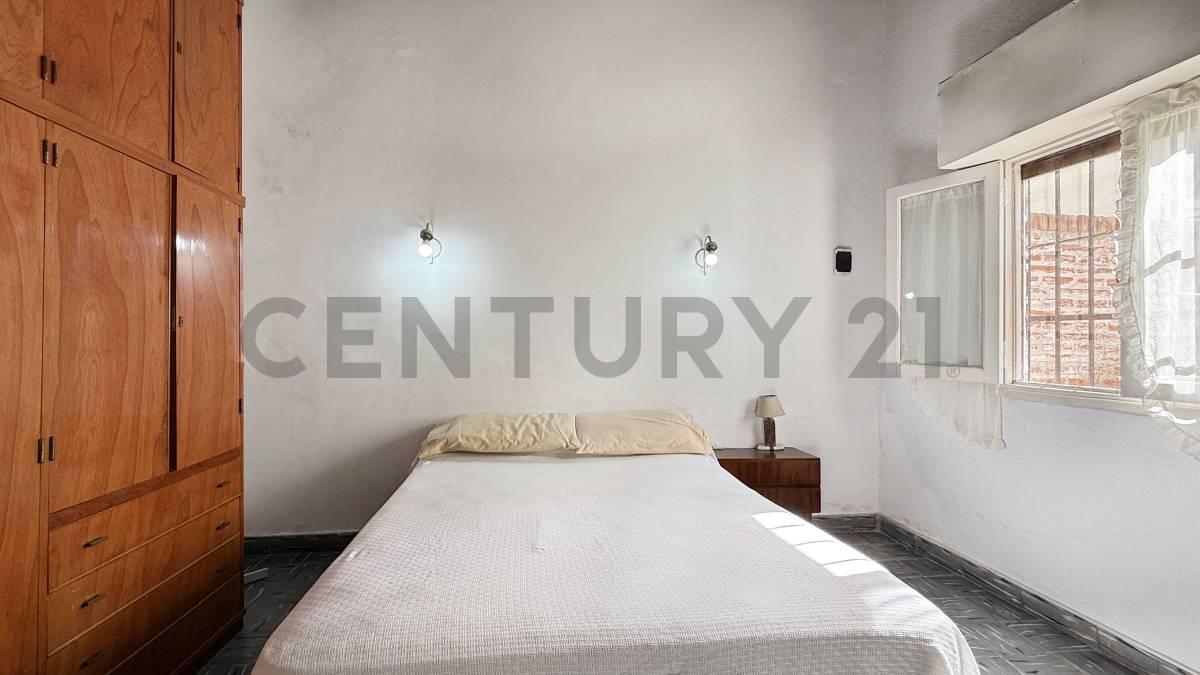 Foto de Venta de casa 5 ambientes con parque apta crédito, Caisamar, Mar del, imagen 4