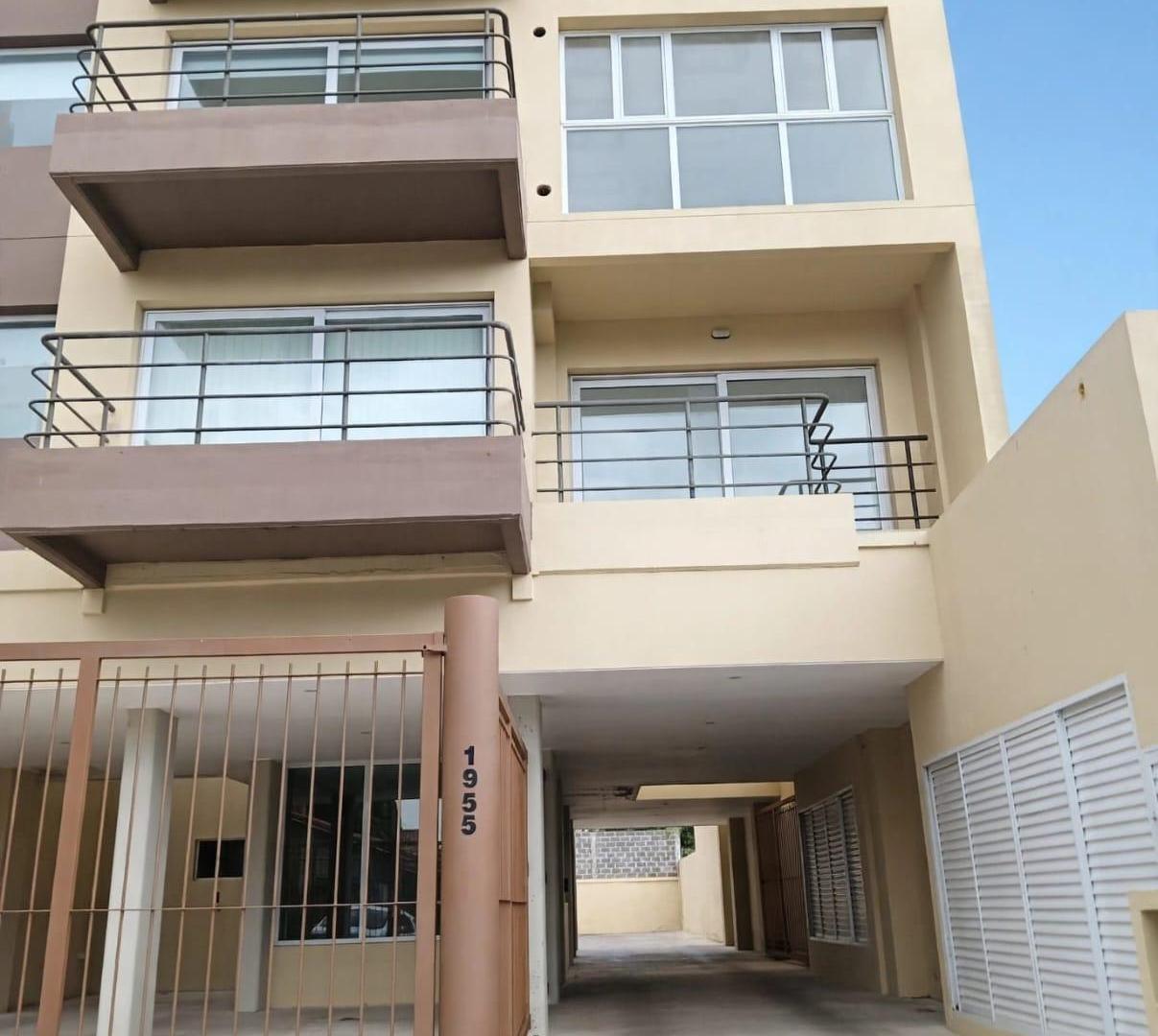 Foto de Venta de departamento monoambiente con cochera, Punta Mogotes, Mar del, imagen 2