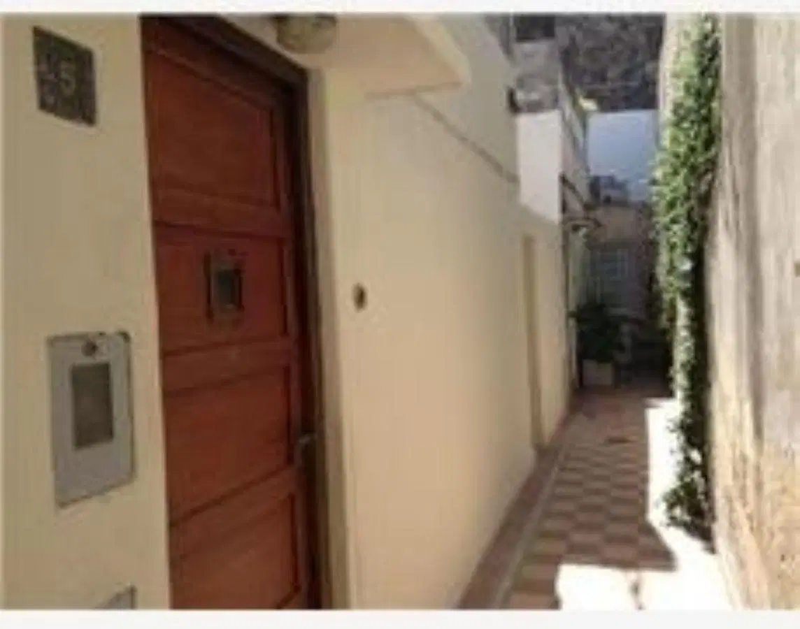 EXCELENTE OPORTUNIDAD PARA INVERSORES. Departamento de pasillo en Salta 2950 - Rosario. 1