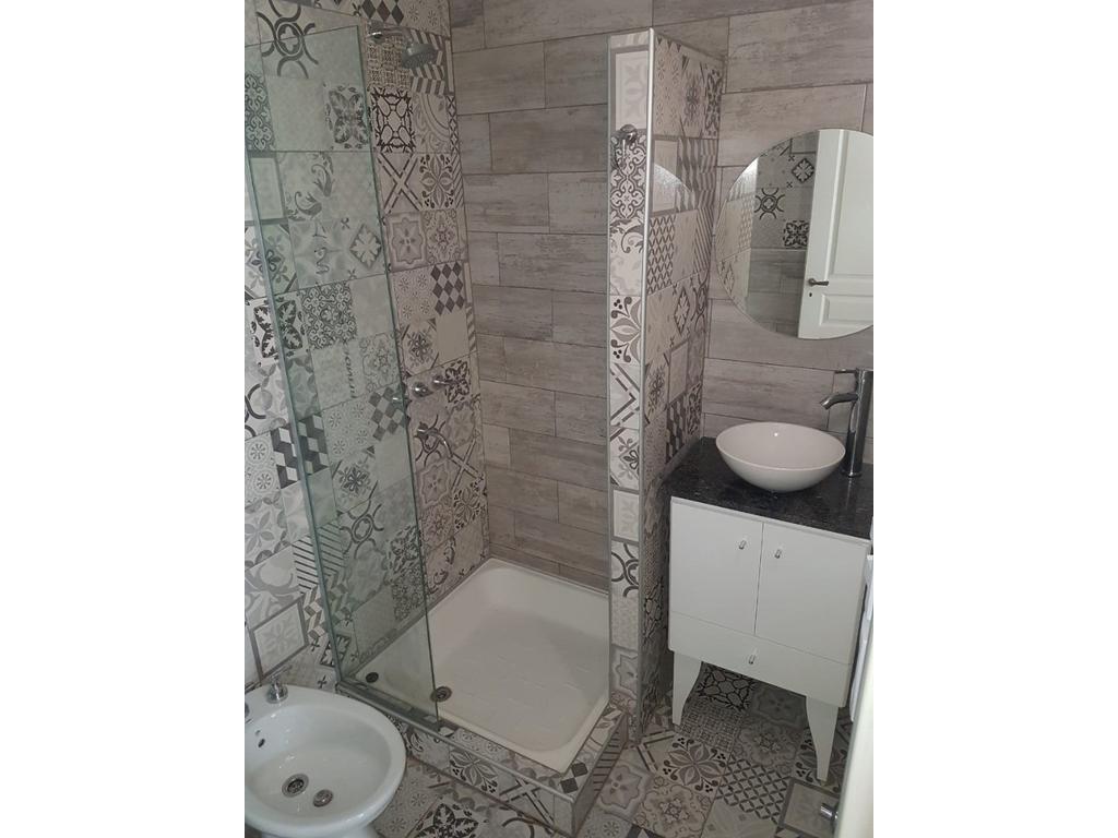 Excelente Depto de Tres Ambientes con Cochera en Caba 5