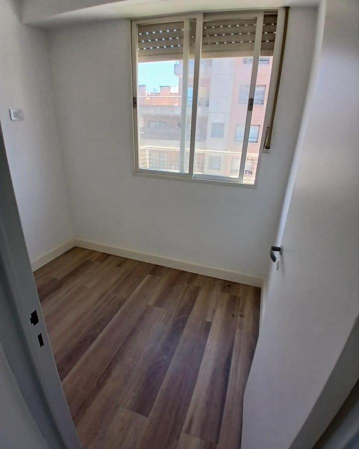Departamento 4 Ambientes Parque Rivadavia 5