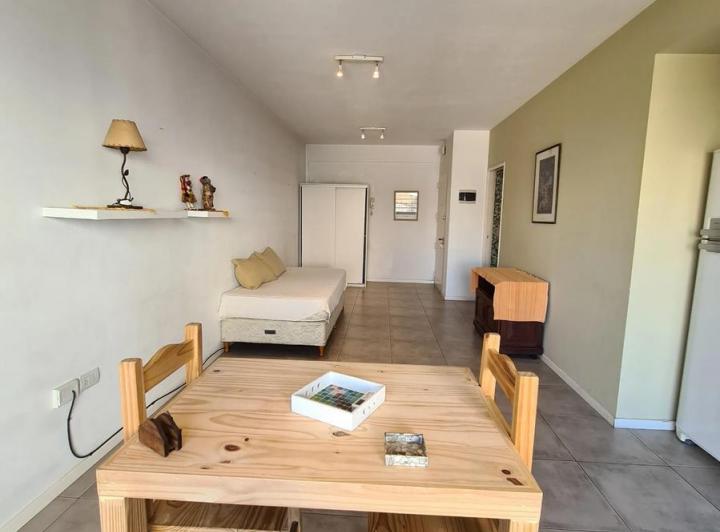 Departamento monoambiente amoblado en Caballito 1