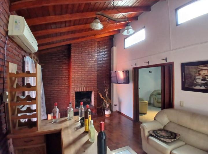 Casa de 3 ambientes en El Palomar 1