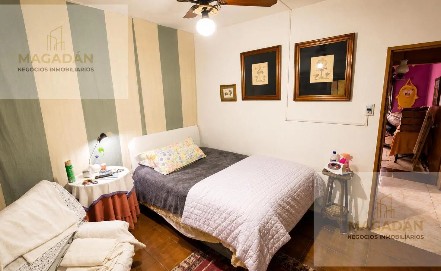 VENTA-CASA 3 Amb. Con cochera, quincho, parque Pileta-LOCAL - Moreno- ACEPTA PERMUTA 4
