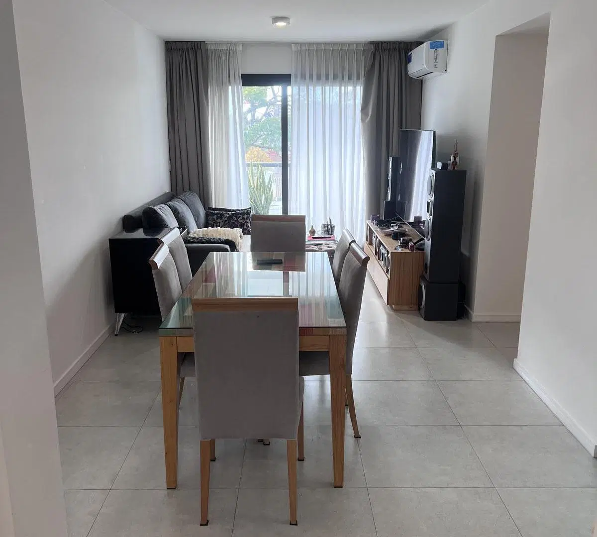 Venta - Departamento 4 amb con terraza - Villanova Haed0- ACEPTA PERMUTA 2