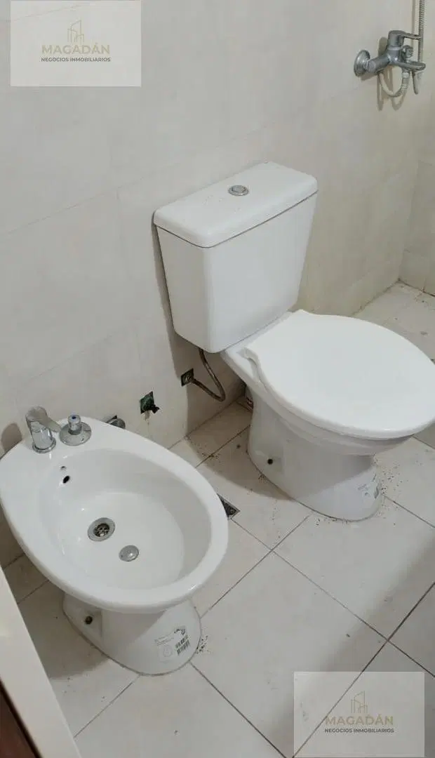 VENTA - Edificio en cuatro plantas - Departamento monoambiente - Cuidadela 2