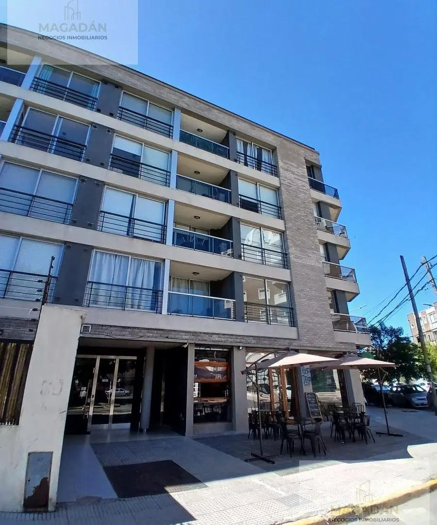VENTA | Departamento 2 Ambientes con SUM y Pileta - Ramos Mejia. 1