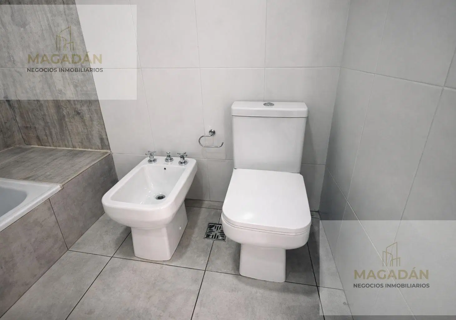 Venta-Departamento Mono ambiente- Villa Luzuriaga - ACEPTA PERMUTA 3