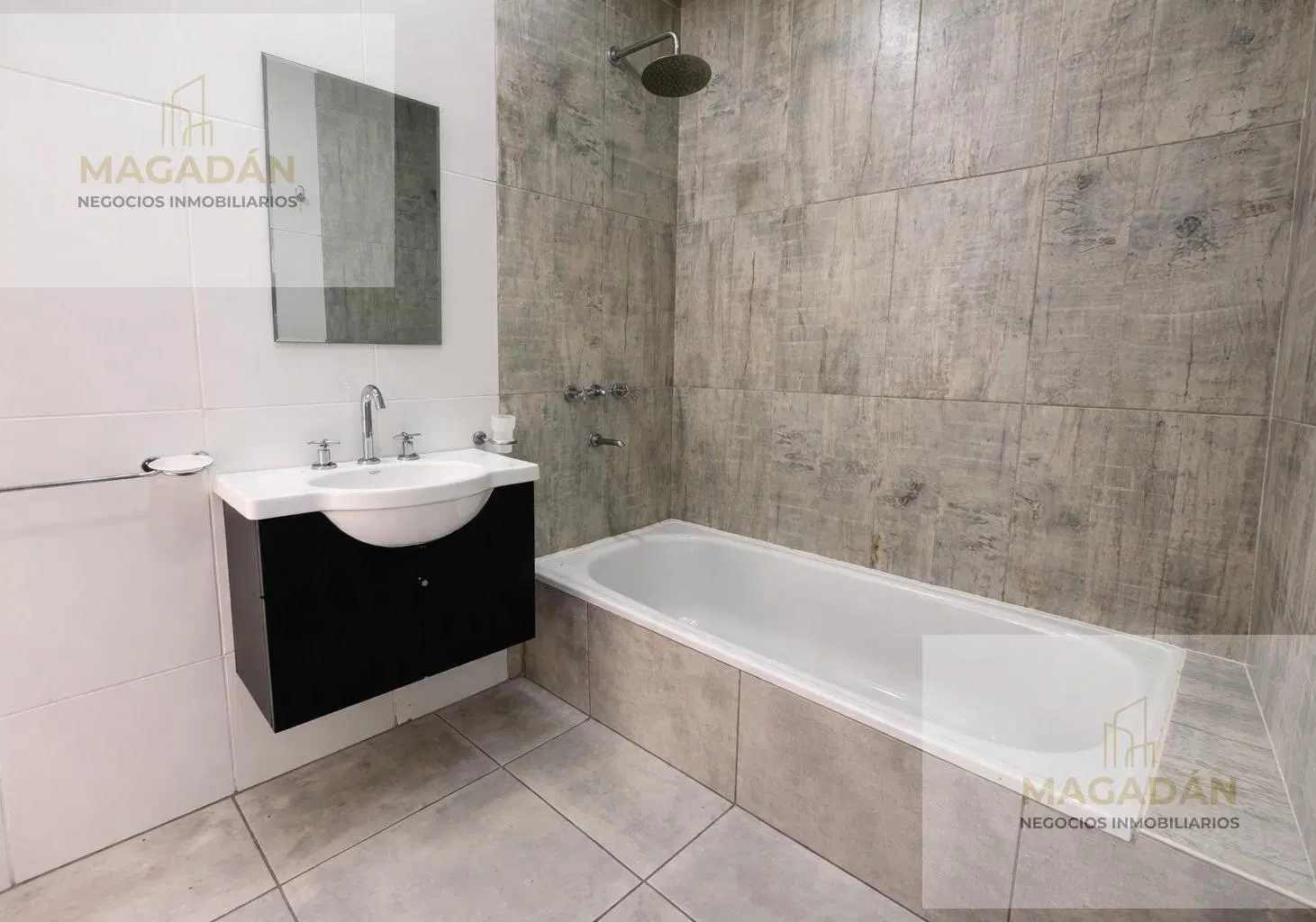Venta-Departamento Mono ambiente- Villa Luzuriaga - ACEPTA PERMUTA 5