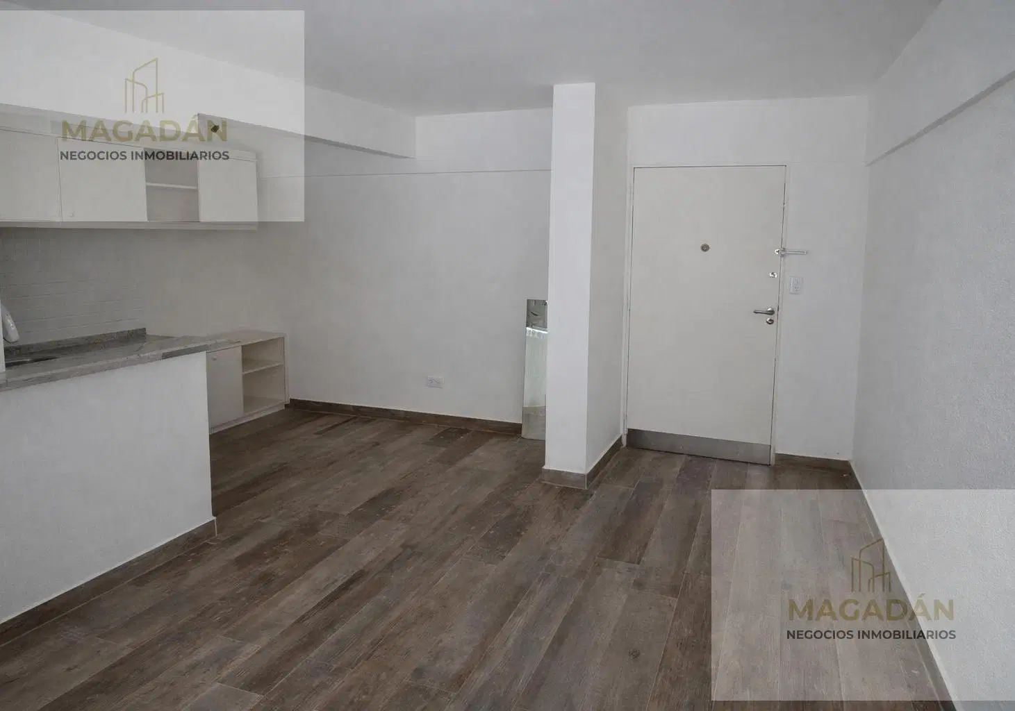 VENTA-Departamento mono Ambientes con Cochera y baulera-CABA- ACEPTA PERMUTA- APTO CREDITO 4