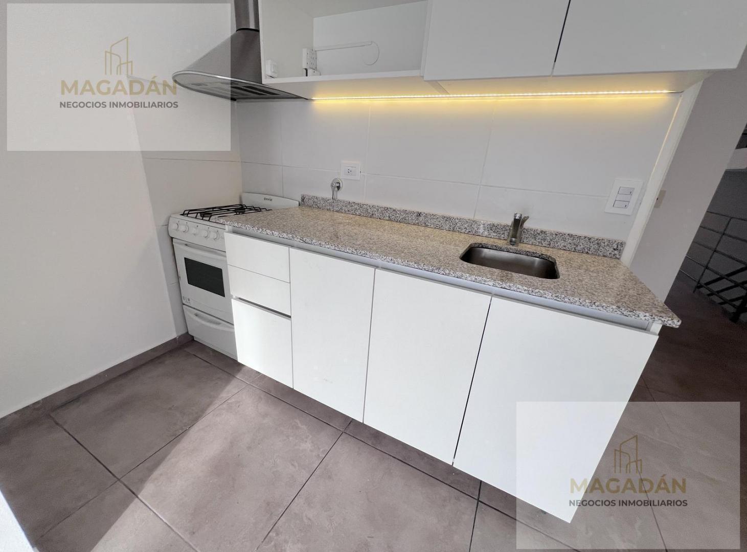 Foto de VENTA | Departamento Dos Ambientes en Haedo., imagen 1