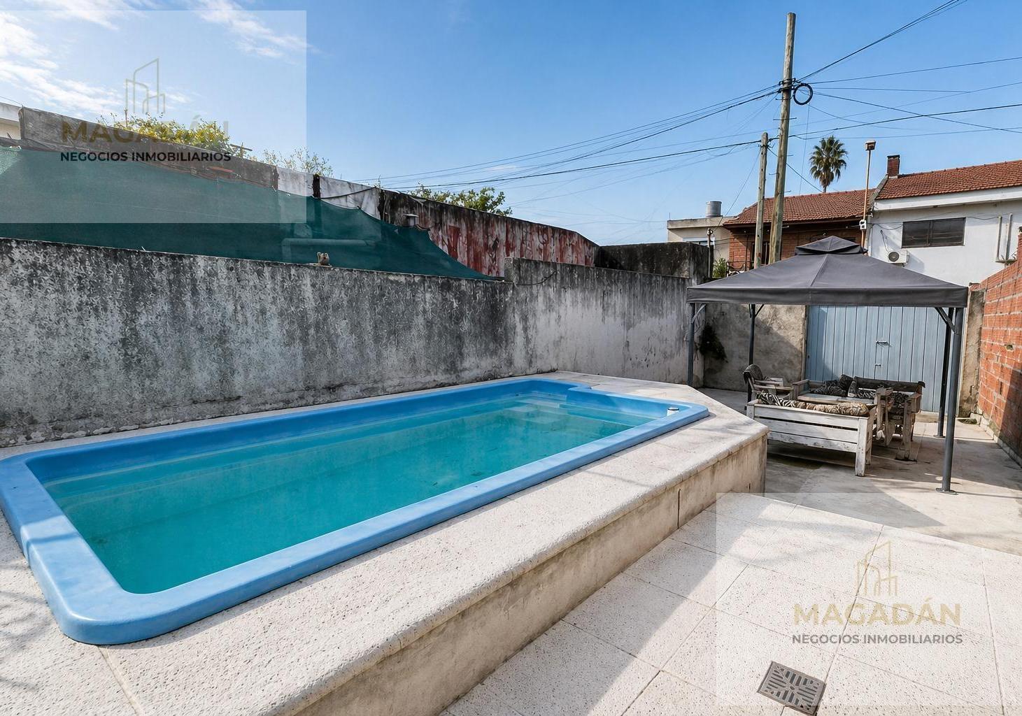 Foto de Venta - Casa 4 ambientes en Ramos Mejía - apto crédito - acepta permuta, imagen 1