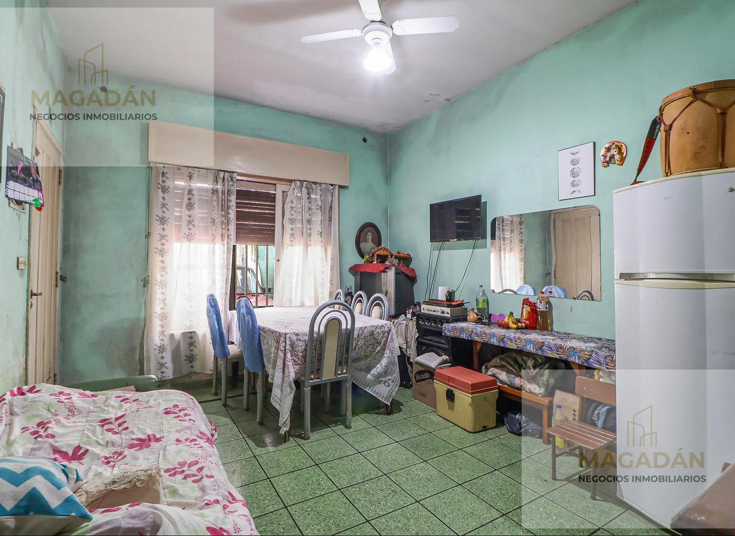 Foto de Venta Casa 3 amb con 2 cocheras al frente patio fondo-Caseros- Acepta, imagen 4