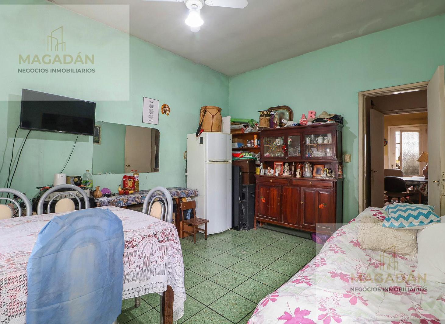 Foto de Venta Casa 3 amb con 2 cocheras al frente patio fondo-Caseros- Acepta, imagen 5