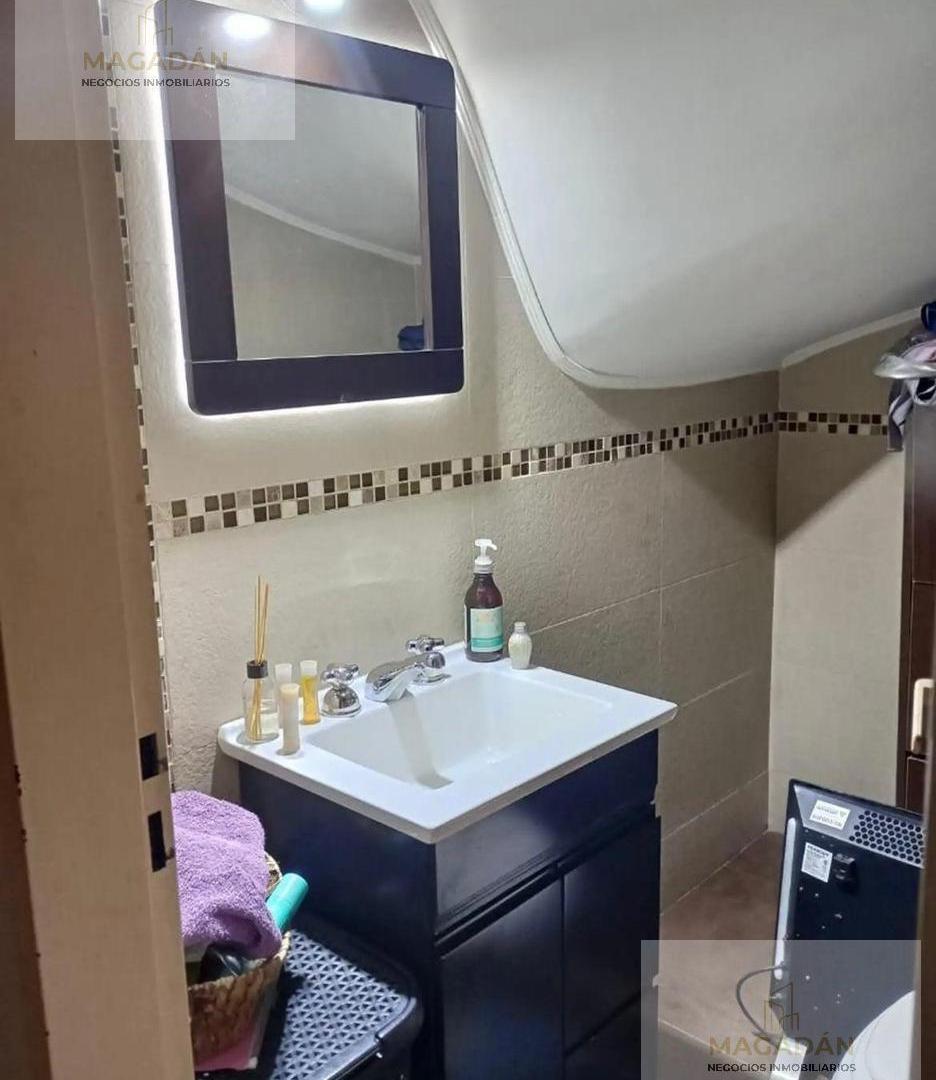 Foto de VENTA-Triplex 4 ambientes con cochera -RAMOS MEJIA-ACEPTA PERMUTA, imagen 4