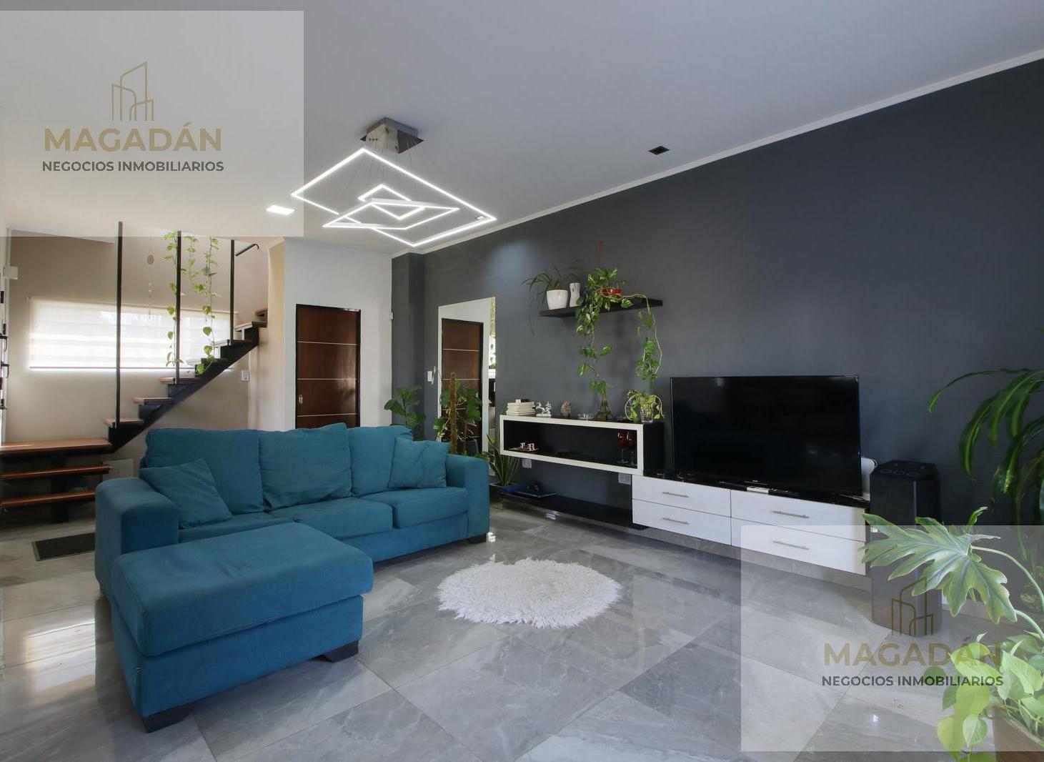 Foto de venta Casa 5 ambientes con patio - Pileta- cochera pasante-ITUZAINGO, imagen 2