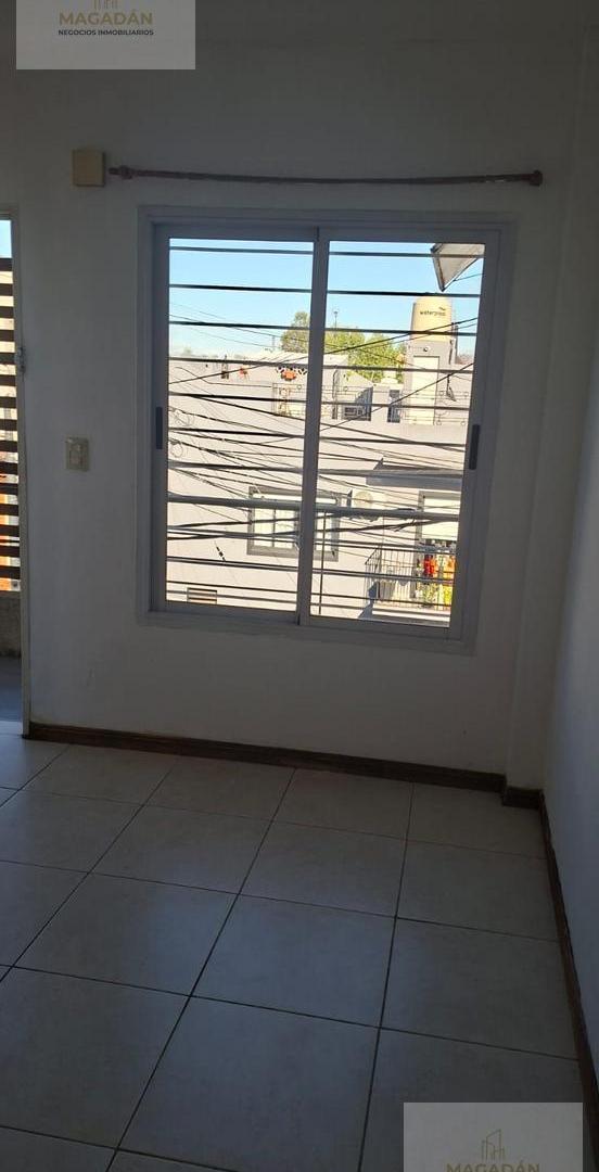 Foto de Alquiler de Departamento Mono ambiente 32 m2- Villa Sarmiento, imagen 3