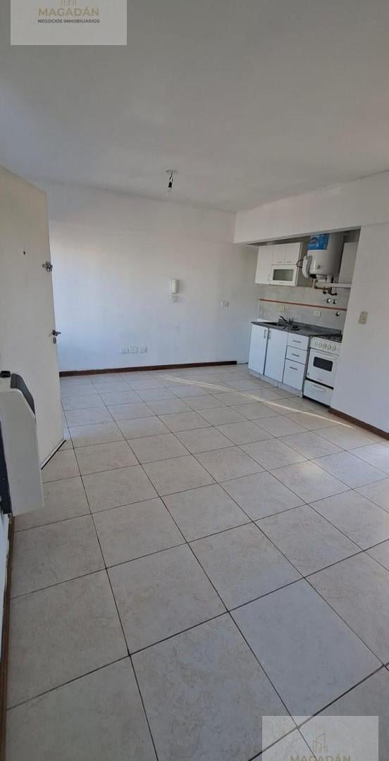 Foto de Alquiler de Departamento Mono ambiente 32 m2- Villa Sarmiento, imagen 1